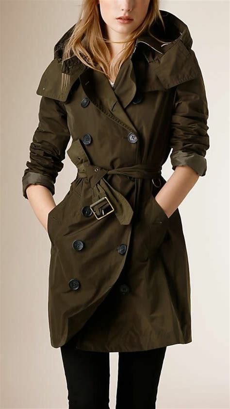 Trenches Burberry pour femme 